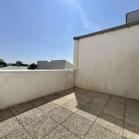 En Duplex Avec Terrasses, Vue Ocean Et Parking A - Fr-1-494-216 *