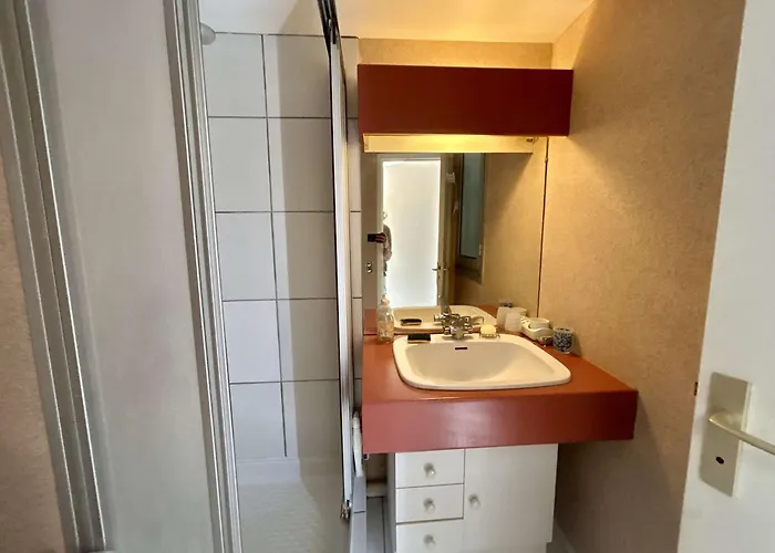 En Duplex Avec Terrasses, Vue Ocean Et Parking A - Fr-1-494-216 * Royan